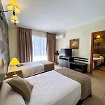 Hotel La Aldea 3*